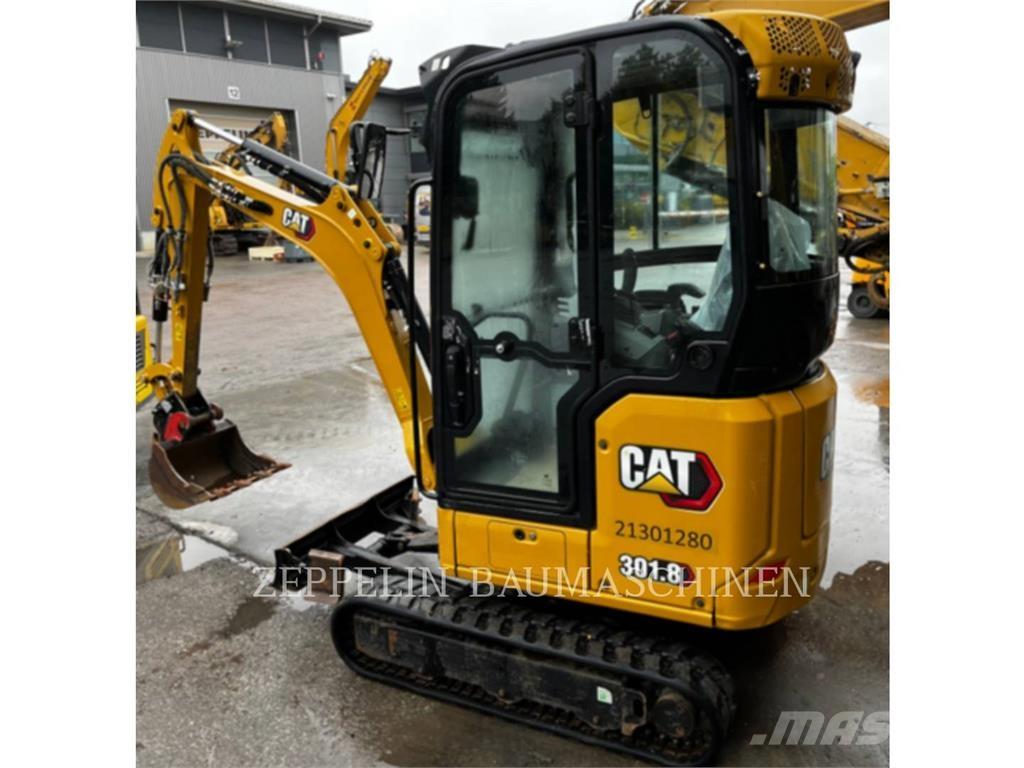 CAT 301.8-05A Paletli ekskavatörler