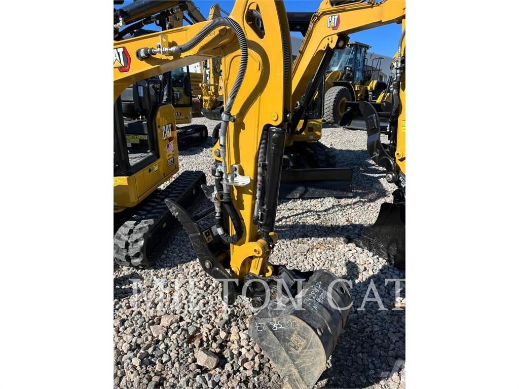 CAT 302 Paletli ekskavatörler