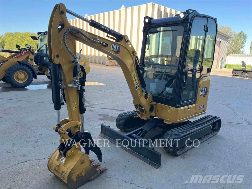 CAT 302 Paletli ekskavatörler