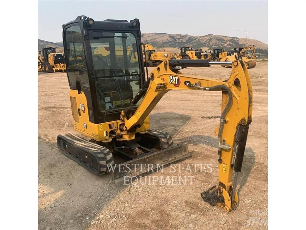 CAT 302 Paletli ekskavatörler