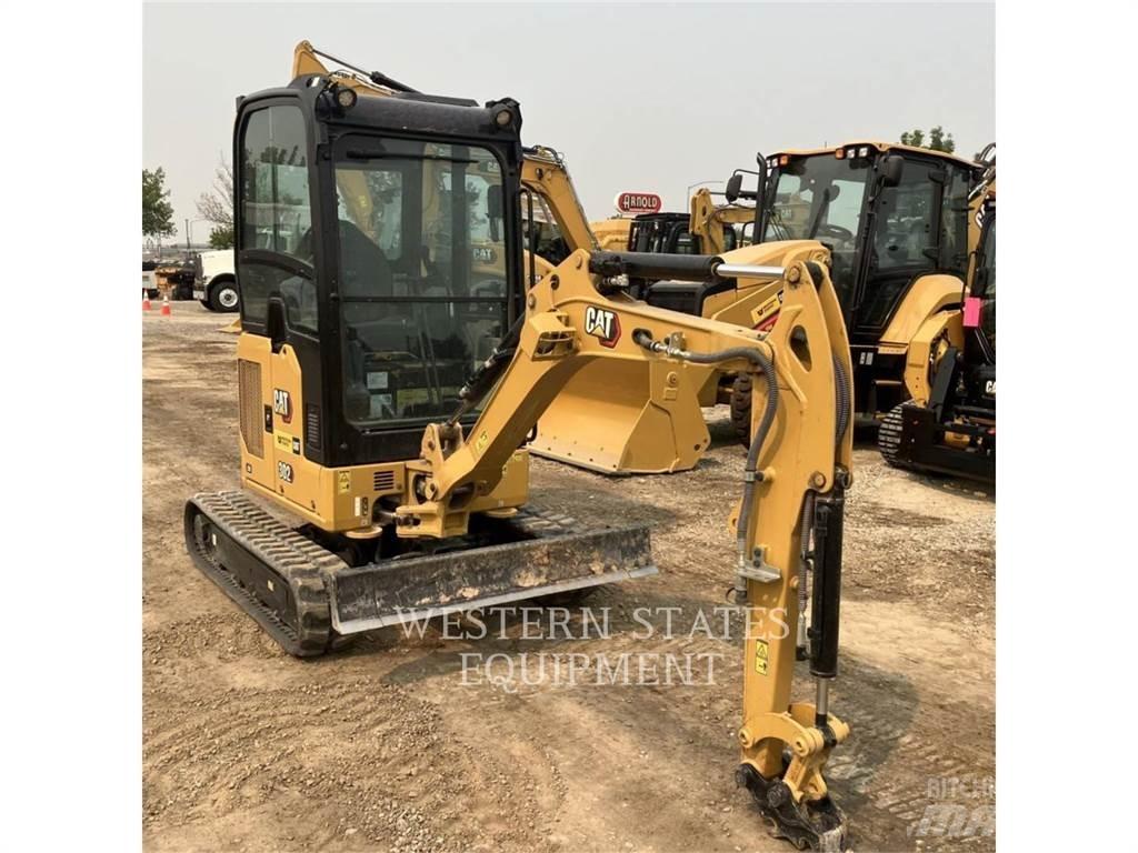 CAT 302 Paletli ekskavatörler