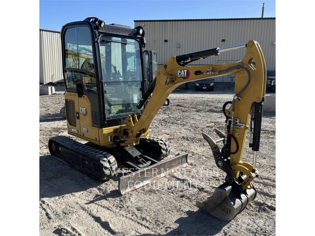 CAT 302 Paletli ekskavatörler