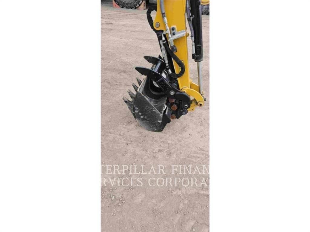 CAT 302 05A CR Paletli ekskavatörler