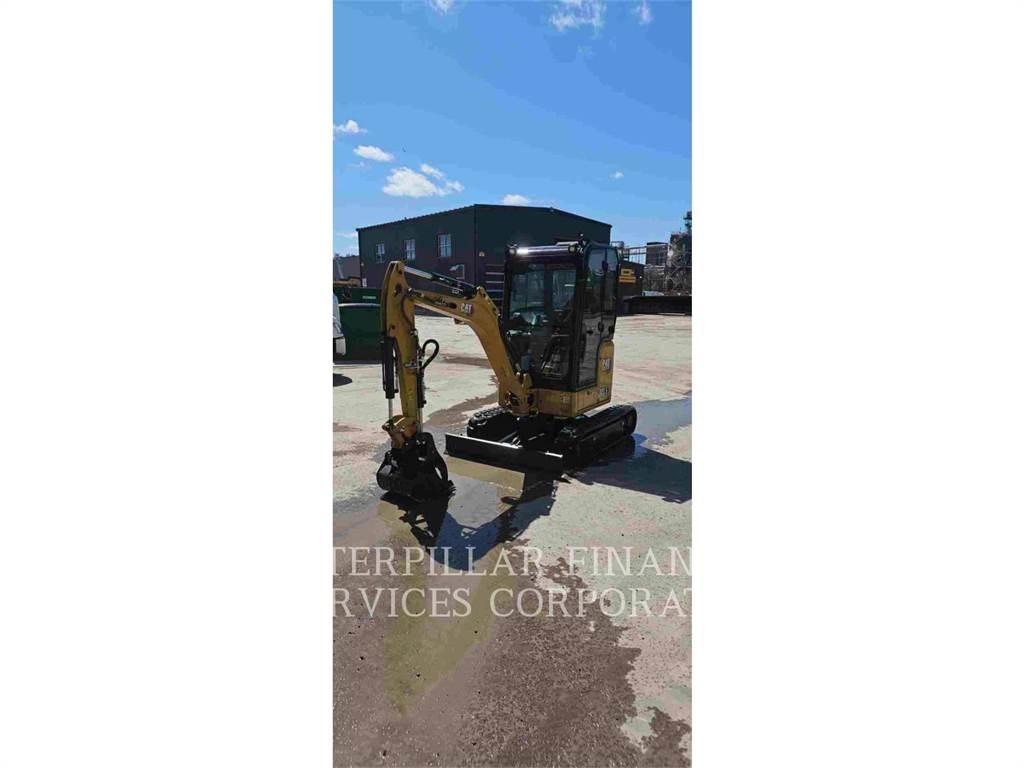 CAT 302 05A CR Paletli ekskavatörler