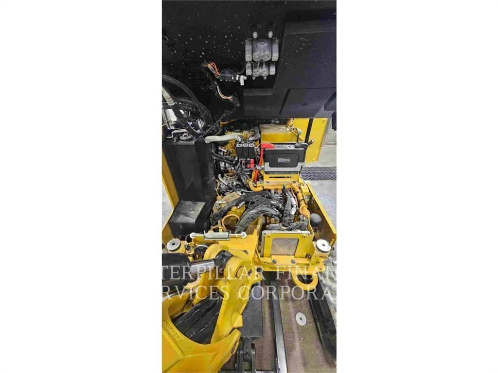 CAT 302 05A CR Paletli ekskavatörler