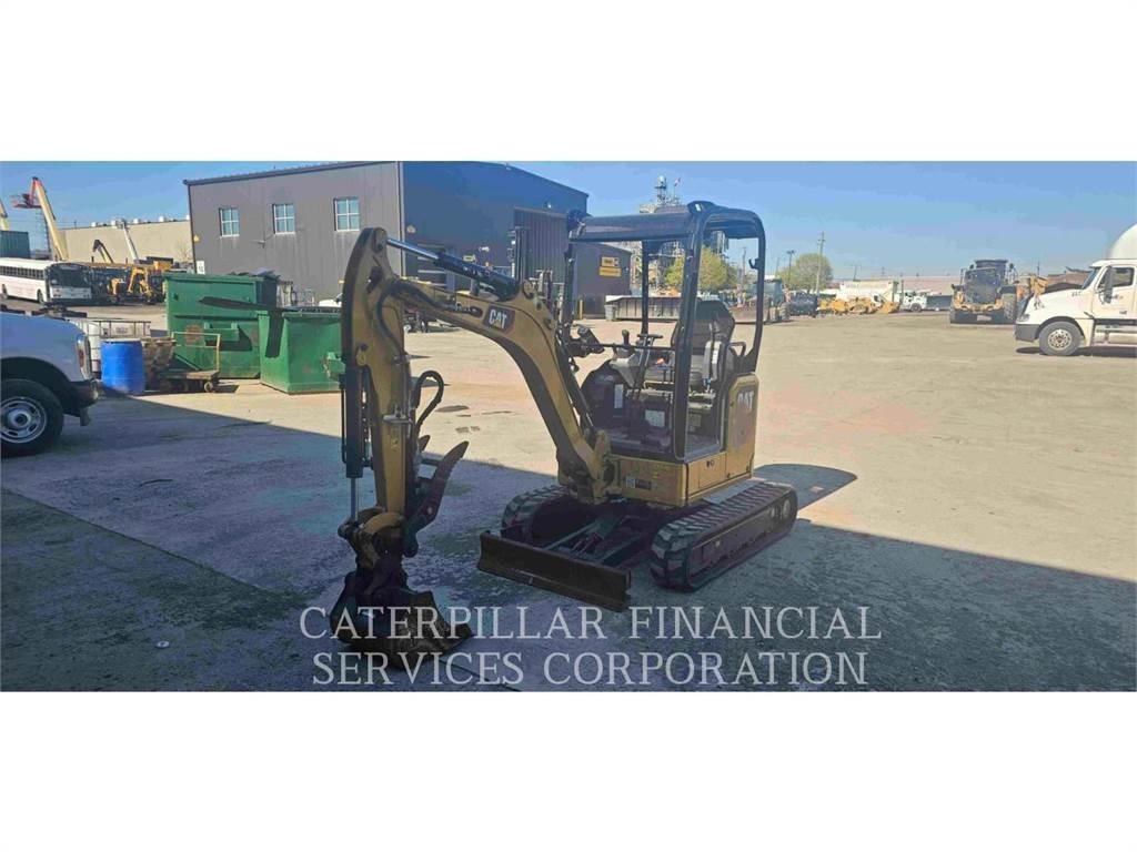 CAT 302 05A CR Paletli ekskavatörler