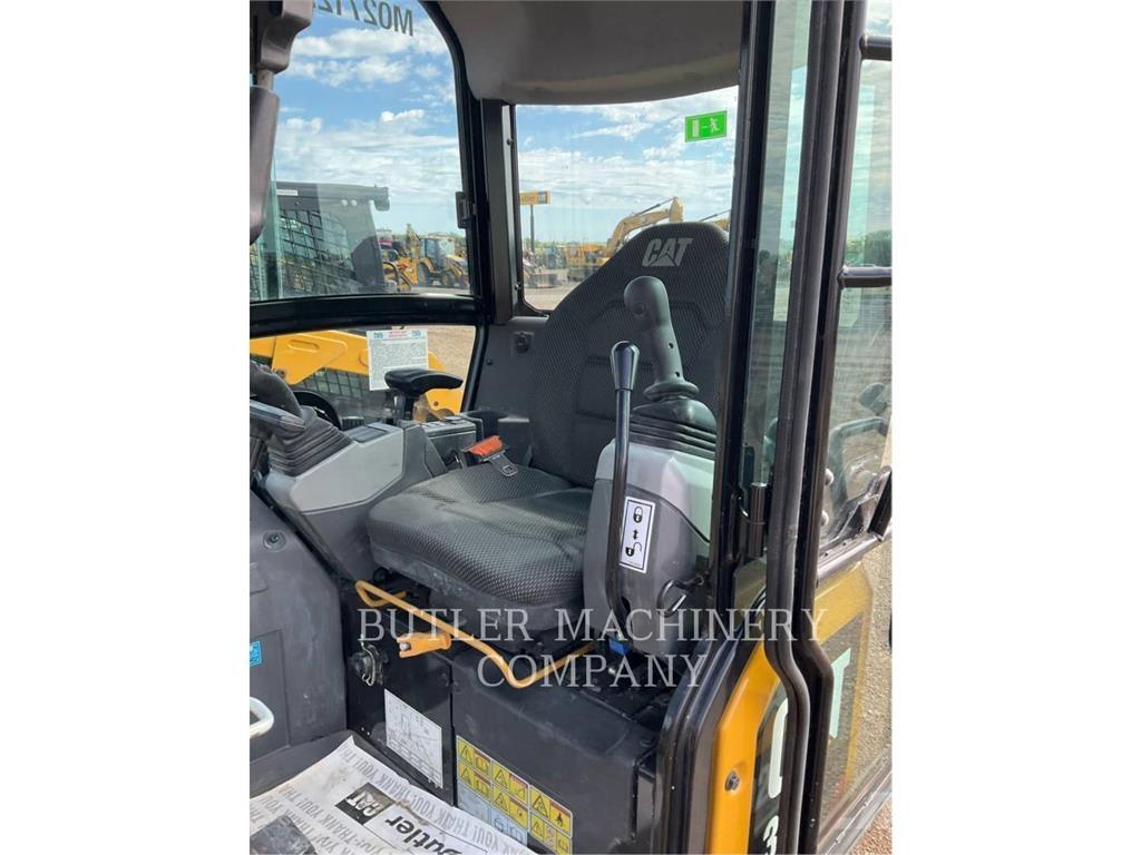 CAT 302-05A CR Paletli ekskavatörler