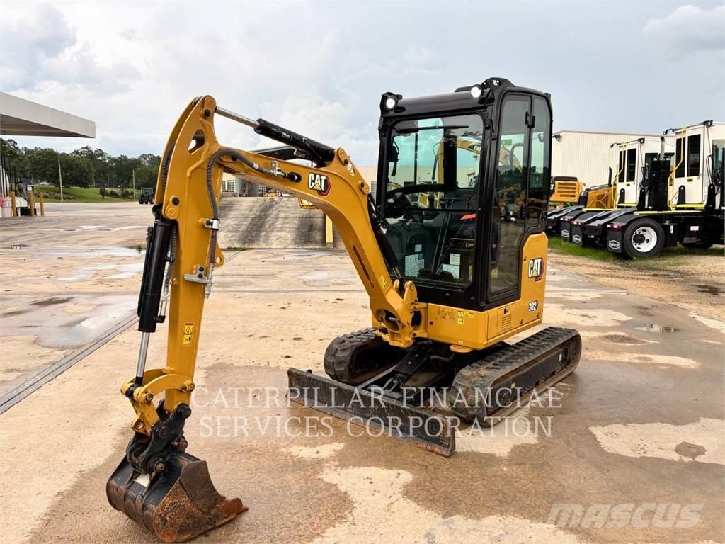 CAT 302-05CR Paletli ekskavatörler