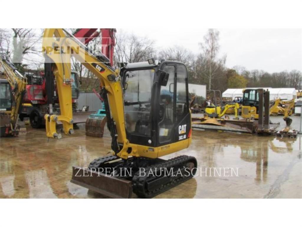 CAT 302.4D Paletli ekskavatörler