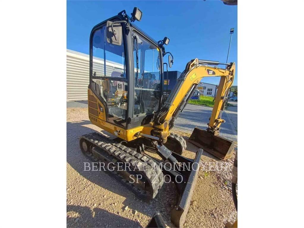 CAT 302.4D Paletli ekskavatörler