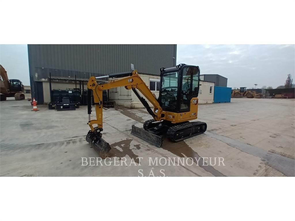 CAT 302.7 Paletli ekskavatörler