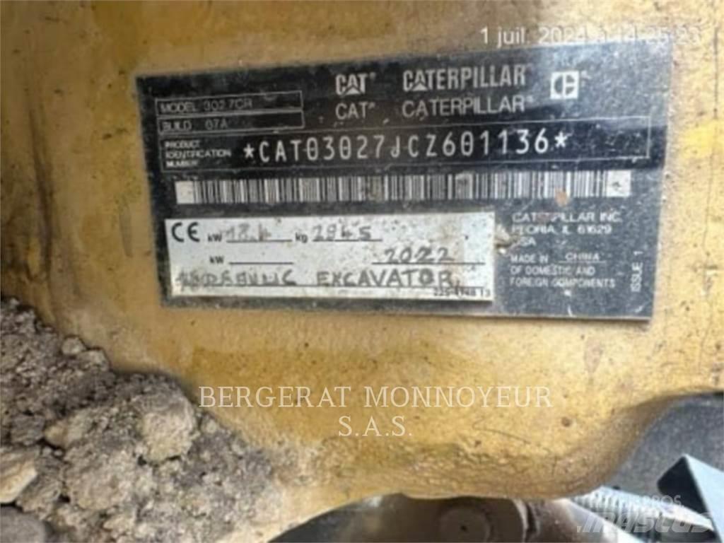 CAT 302.7 Paletli ekskavatörler