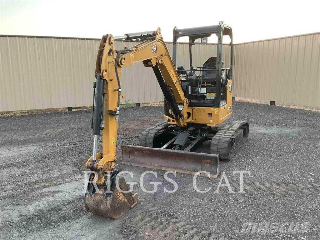CAT 302.7 Paletli ekskavatörler