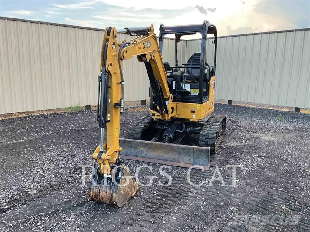 CAT 302.7 Paletli ekskavatörler