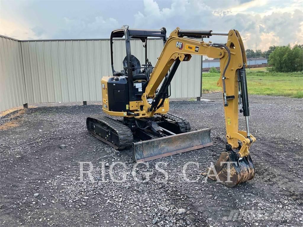 CAT 302.7 Paletli ekskavatörler
