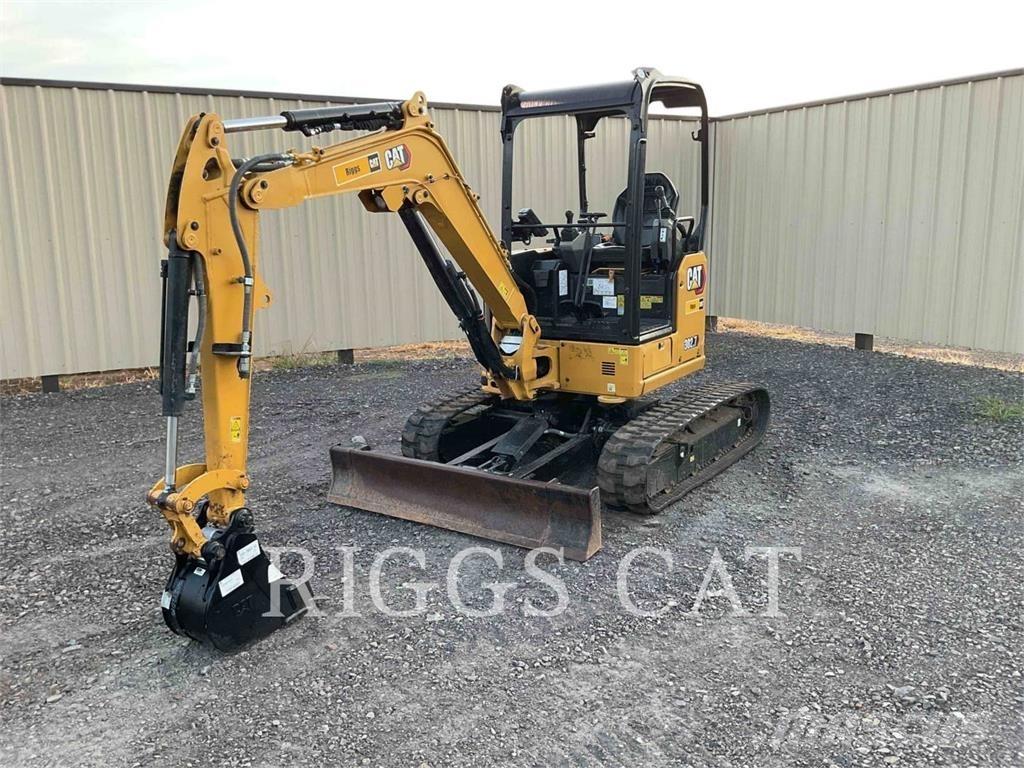 CAT 302.7 Paletli ekskavatörler