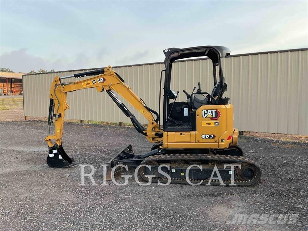 CAT 302.7 Paletli ekskavatörler