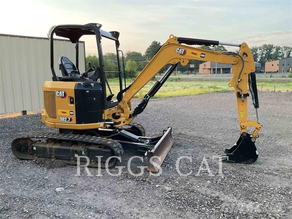 CAT 302.7 Paletli ekskavatörler