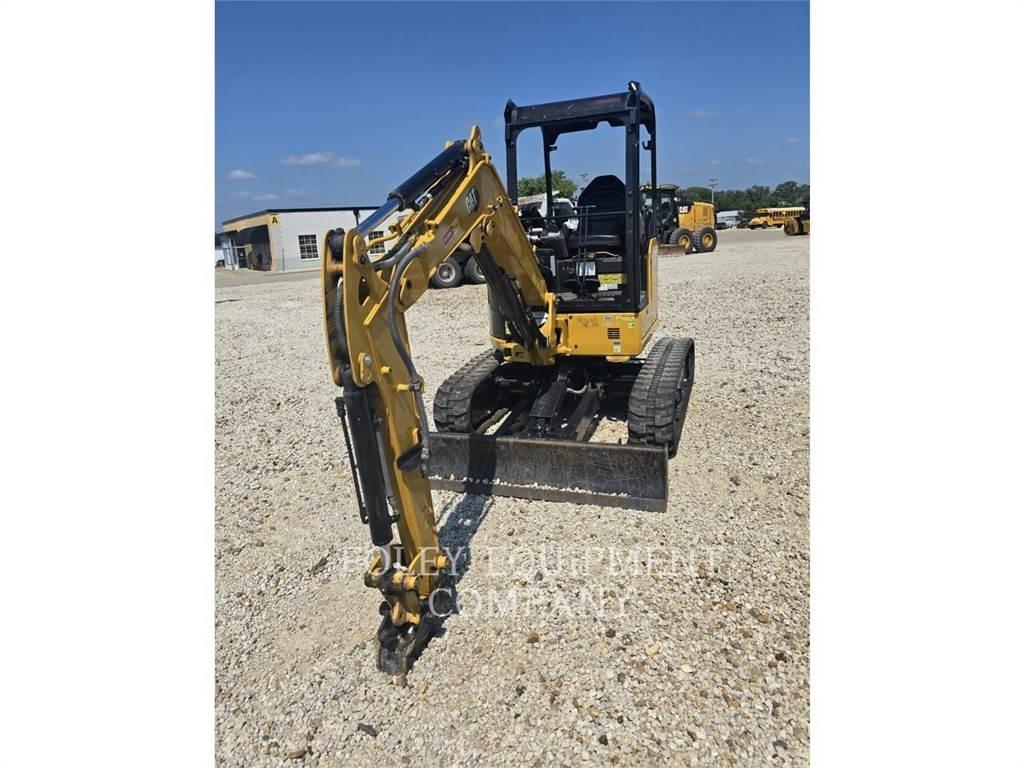 CAT 302.7-07LO Paletli ekskavatörler