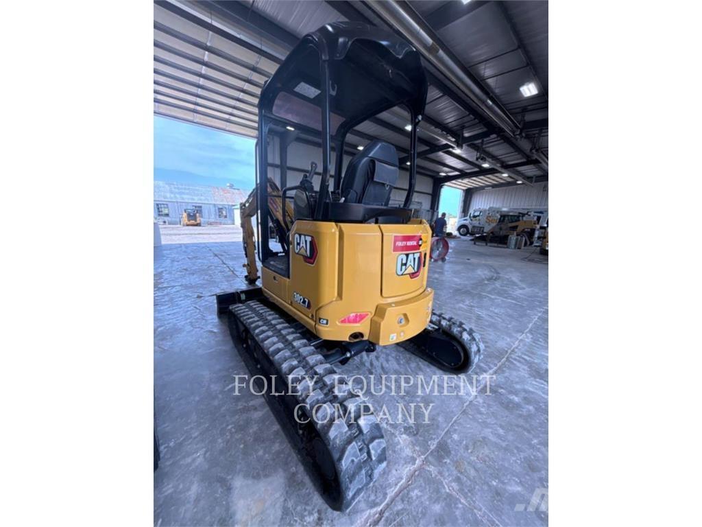 CAT 302.7-07LO Paletli ekskavatörler