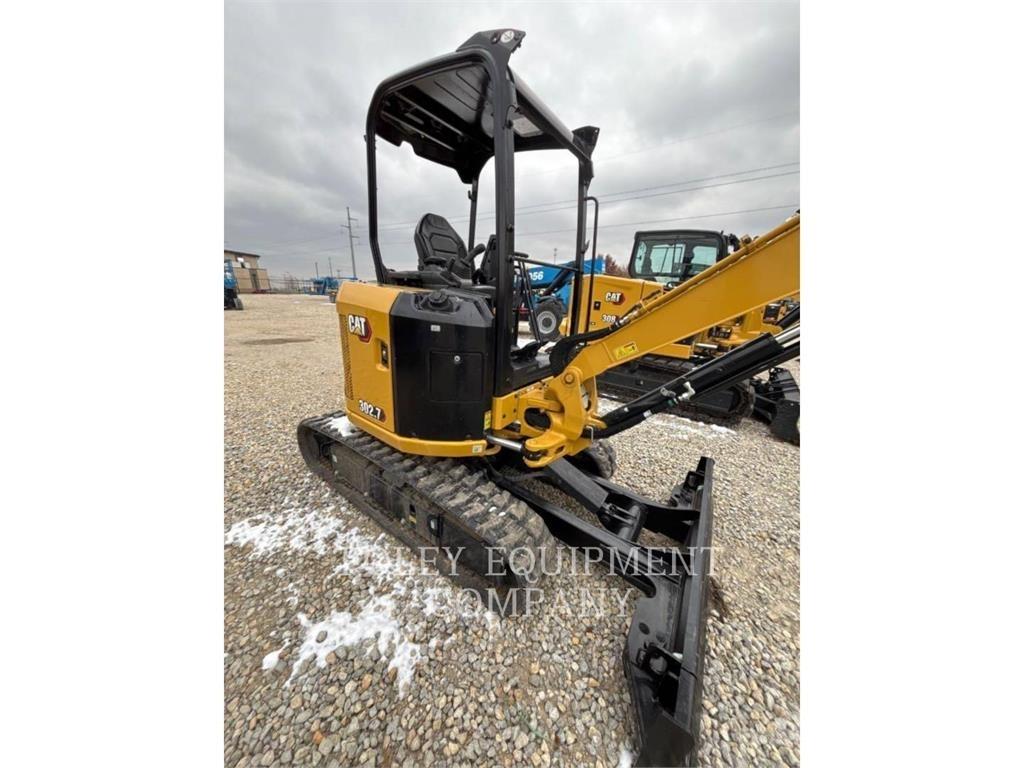CAT 302.7-07LO Paletli ekskavatörler