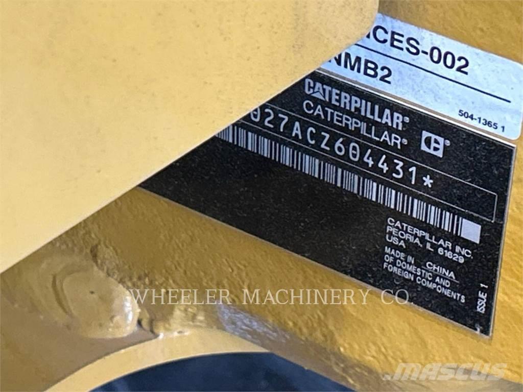 CAT 302.7 C1 Paletli ekskavatörler
