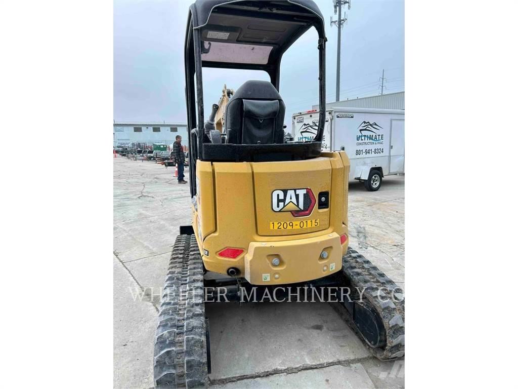 CAT 302.7 C1TH Paletli ekskavatörler