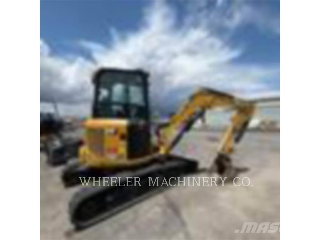 CAT 302.7 C3 Paletli ekskavatörler