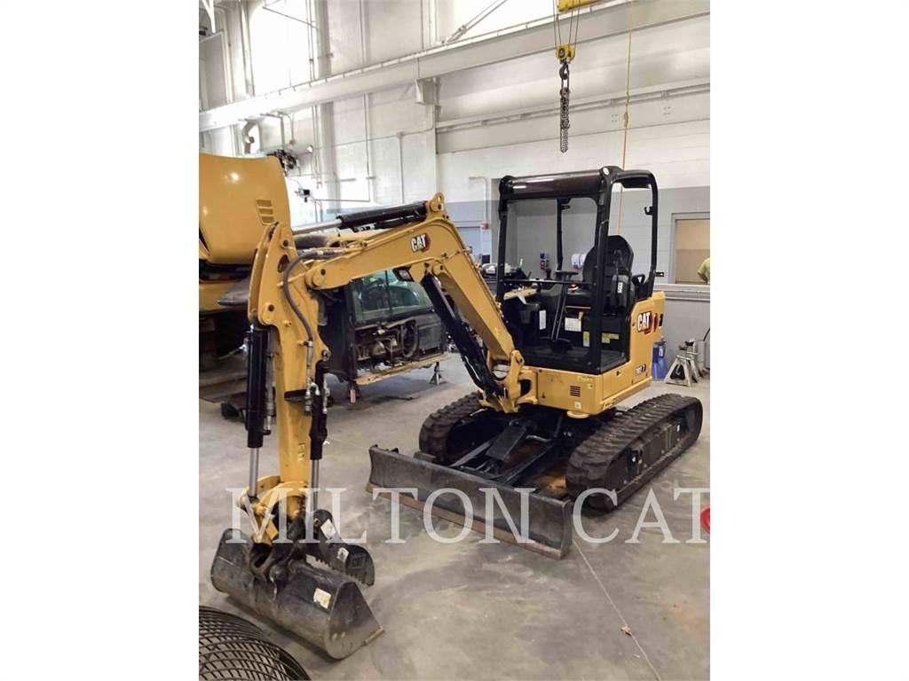 CAT 302.707CR Paletli ekskavatörler