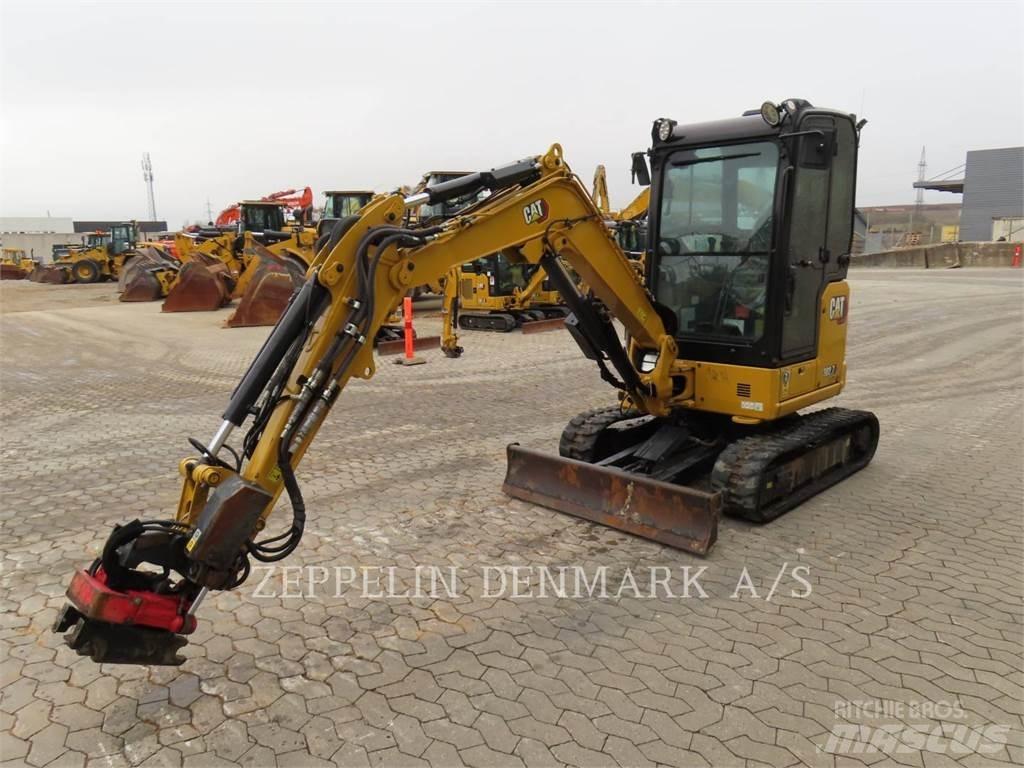 CAT 302.707CR Paletli ekskavatörler