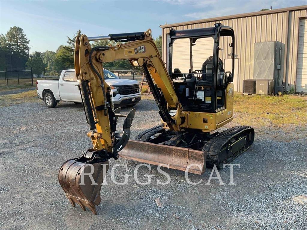 CAT 302.707CR Paletli ekskavatörler