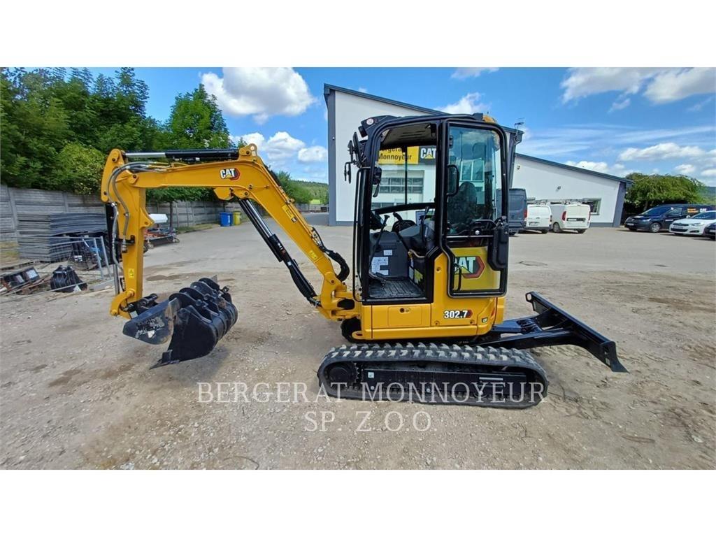 CAT 302.7CR Paletli ekskavatörler