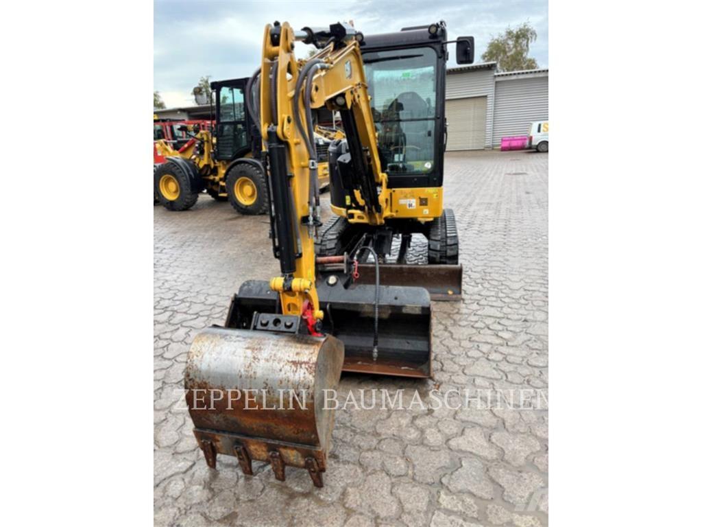 CAT 302.7CR-07 Paletli ekskavatörler