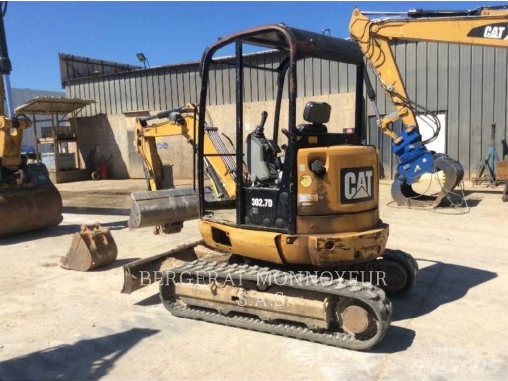 CAT 302.7D CR Paletli ekskavatörler
