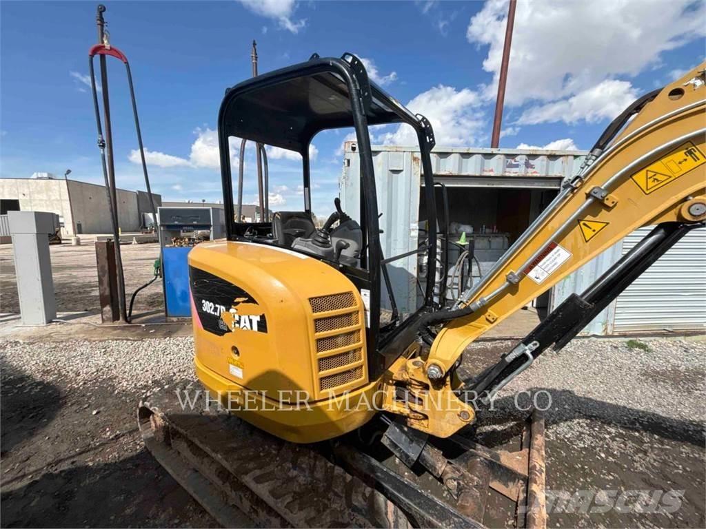 CAT 302.7DC1TH Paletli ekskavatörler