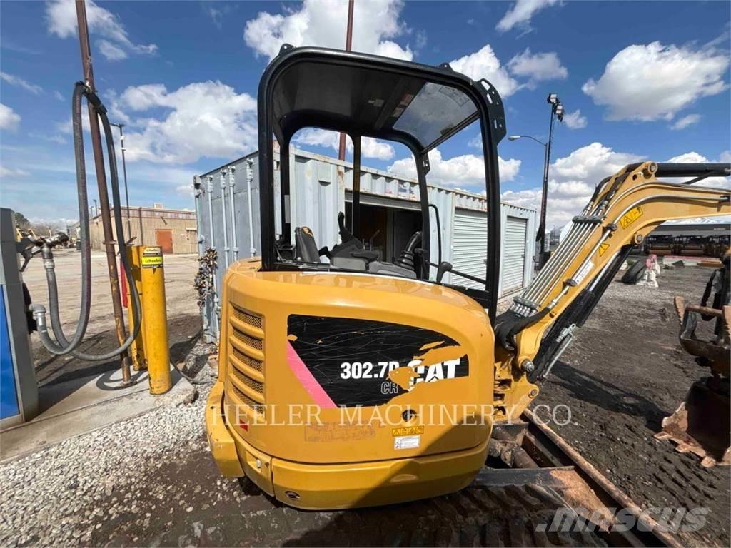 CAT 302.7DC1TH Paletli ekskavatörler