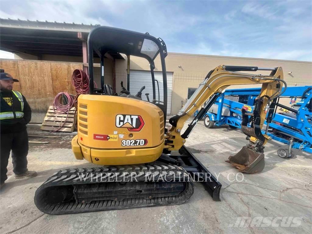 CAT 302.7DC1TH Paletli ekskavatörler