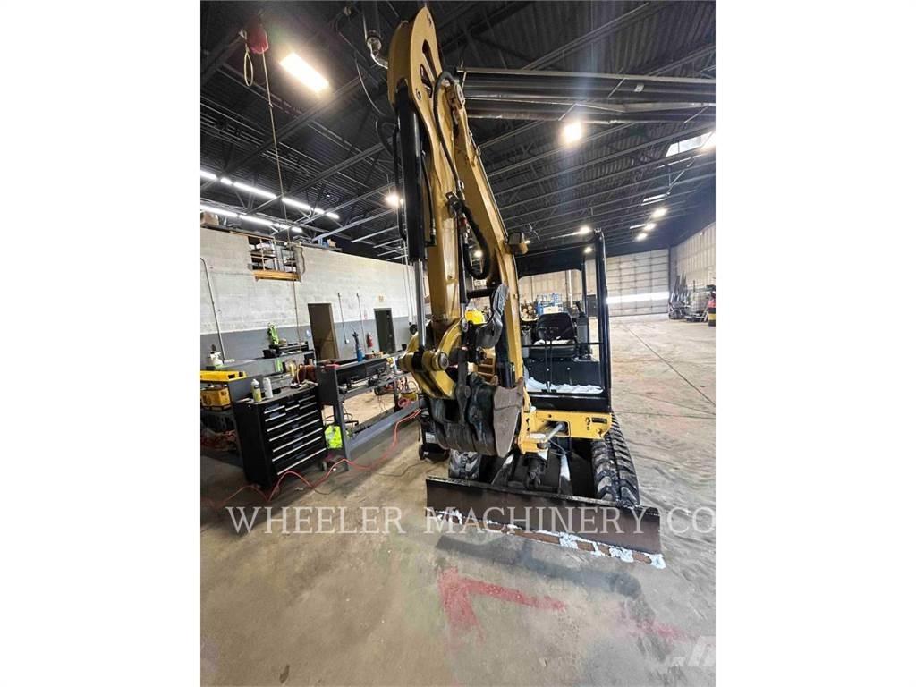 CAT 302.7DC1TH Paletli ekskavatörler