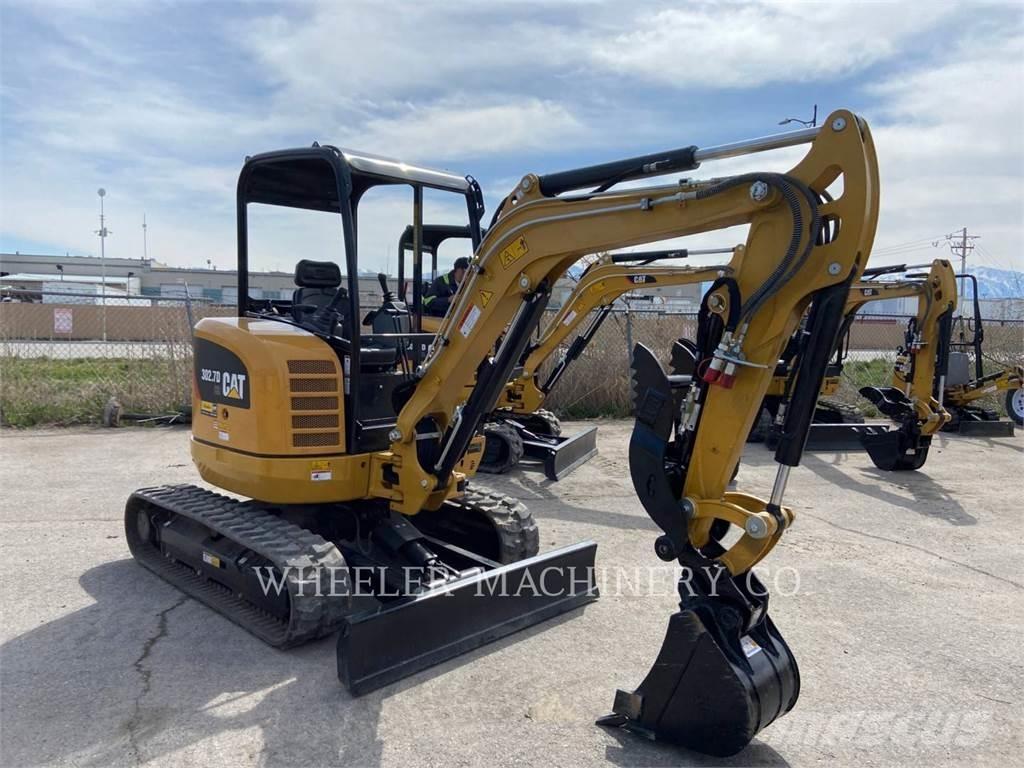 CAT 302.7DC1TH Paletli ekskavatörler