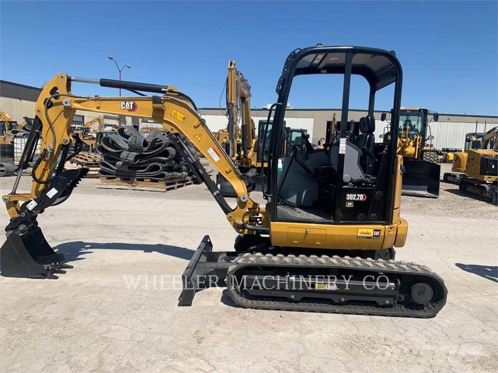 CAT 302.7DC1TH Paletli ekskavatörler