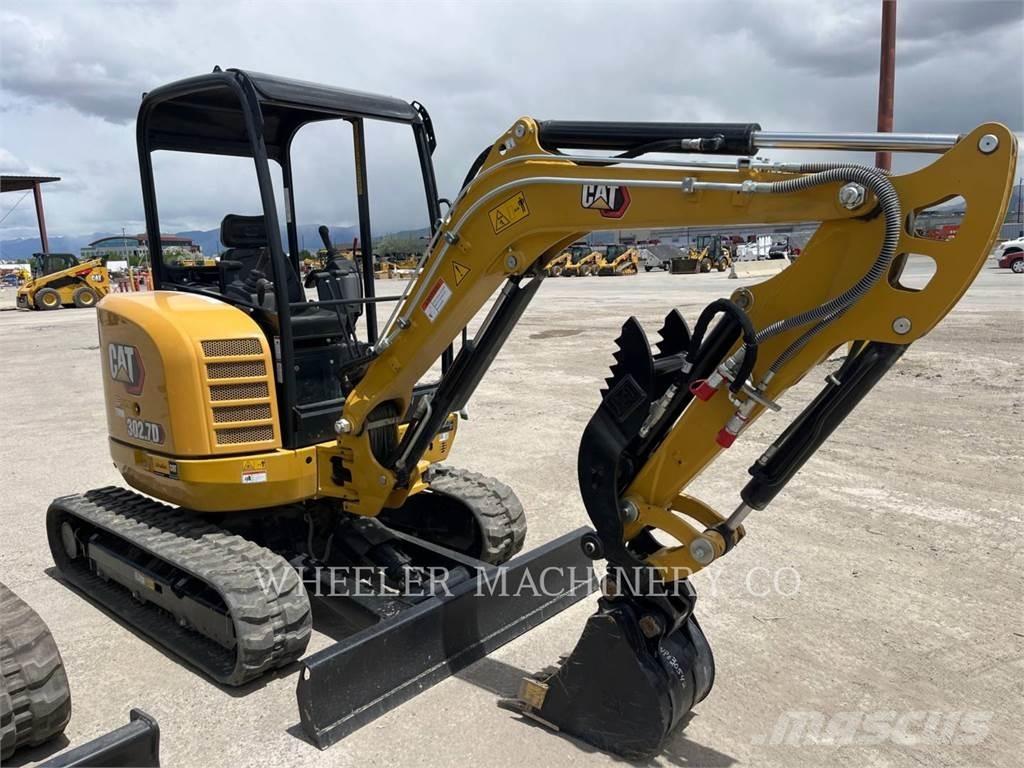 CAT 302.7DC1TH Paletli ekskavatörler