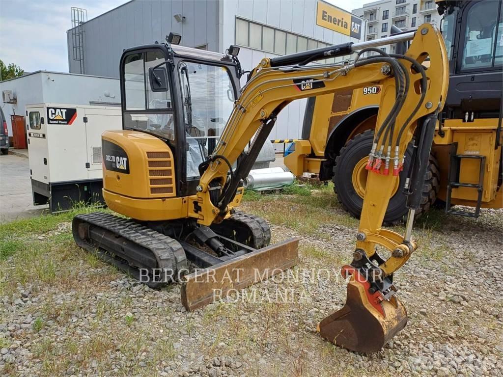 CAT 302.7DCR Paletli ekskavatörler
