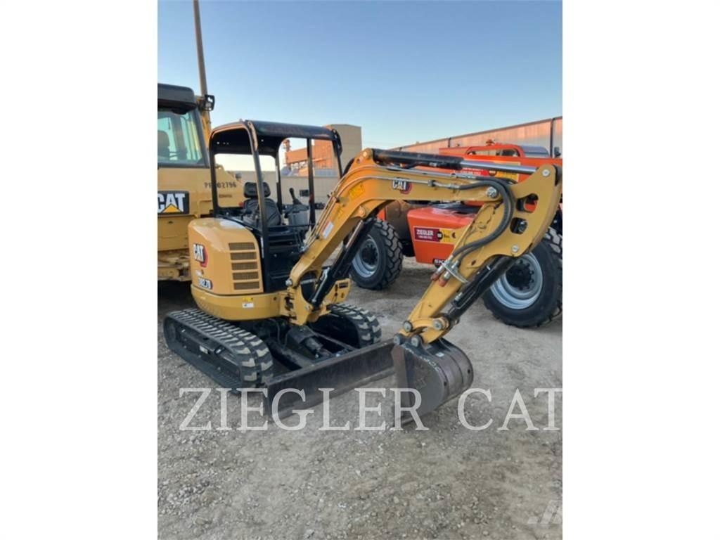 CAT 302.7DCR Paletli ekskavatörler