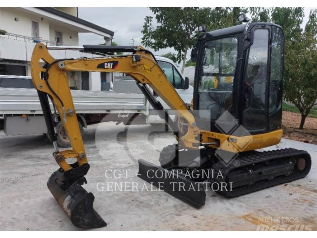 CAT 302.7DCR Paletli ekskavatörler