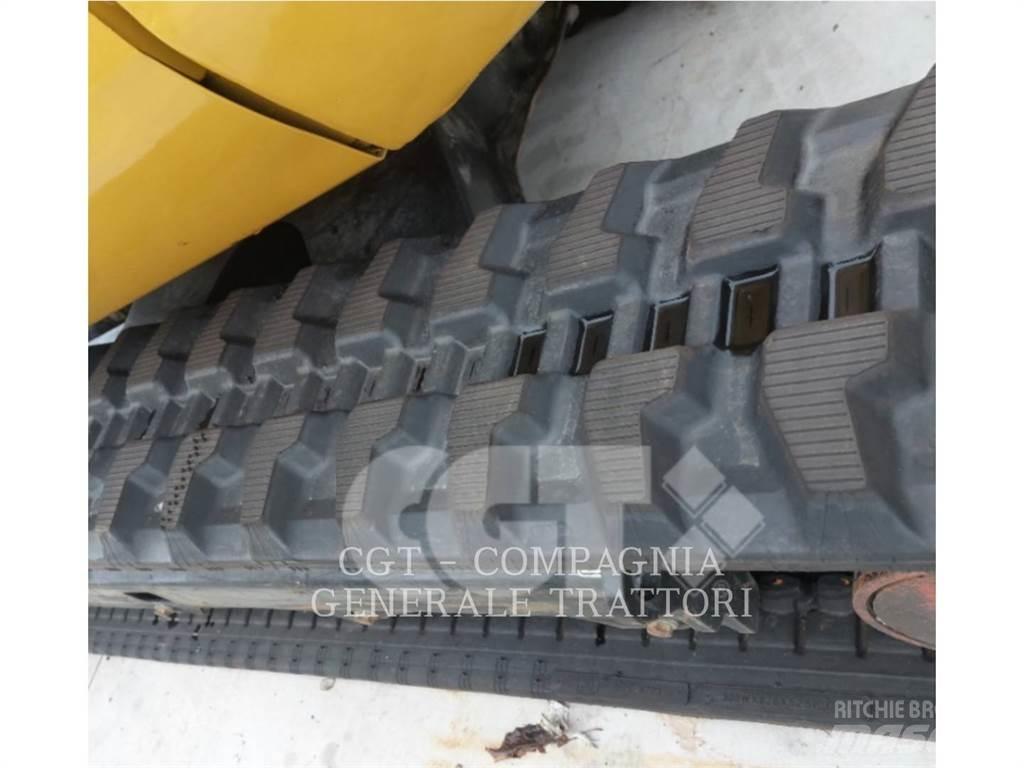 CAT 302.7DCR Paletli ekskavatörler