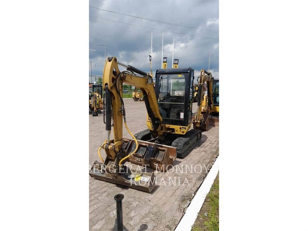 CAT 302.7DCR Paletli ekskavatörler