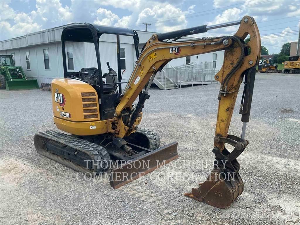 CAT 302.7DCR Paletli ekskavatörler