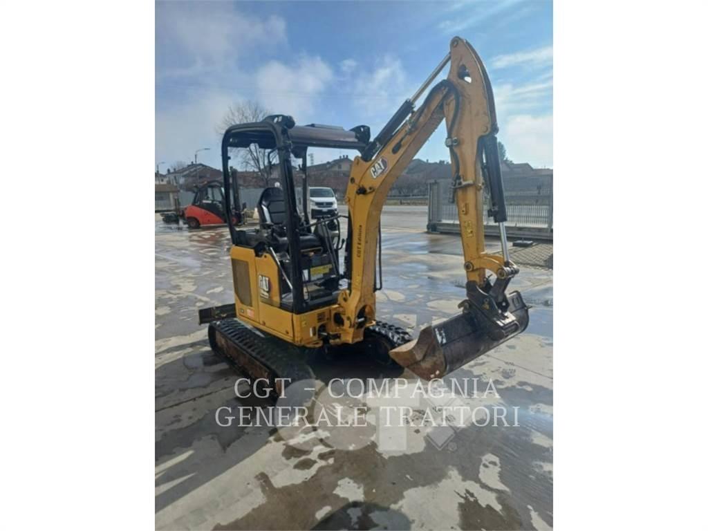 CAT 302 CR Paletli ekskavatörler
