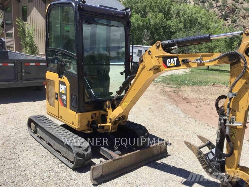 CAT 302 THB Paletli ekskavatörler