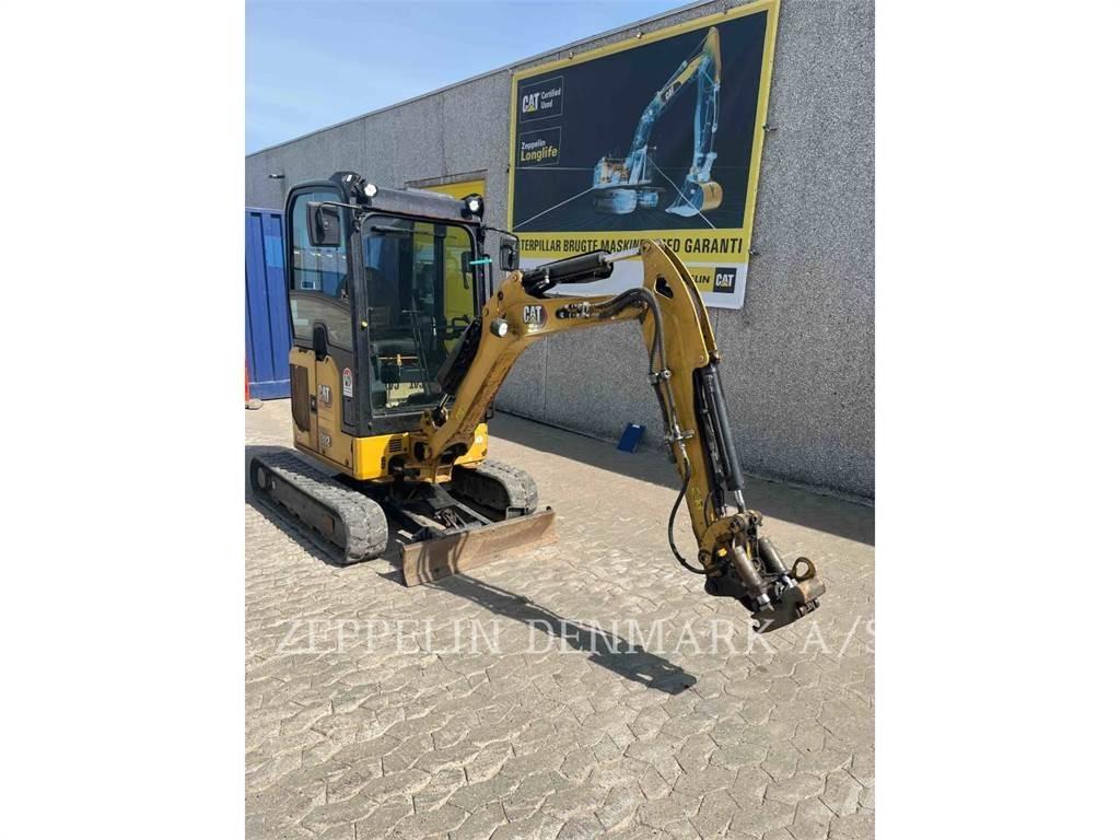CAT 30205CR Paletli ekskavatörler